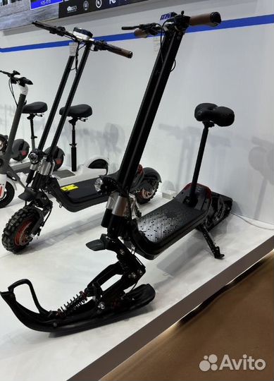 Электросамокат зимний на гусенице 3в1