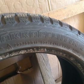 Nokian Tyres Hakkapeliitta 5 205/50 R17 93T