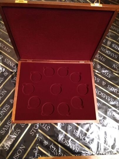 Футляры и капсулы для Зверей Королевы