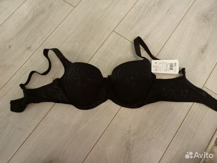 Бюстгальтер