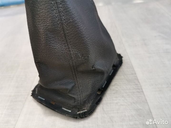 Чехол кулисы кпп Toyota Avensis T250 1.8 1ZZ 2006