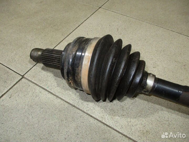 Полуось передняя правая BMW X3 (E83)