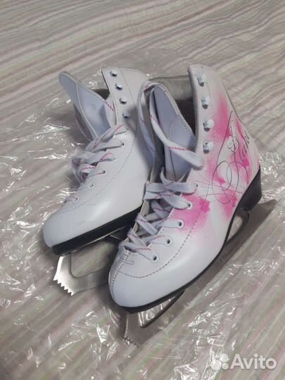 Коньки фигурные Flake 36