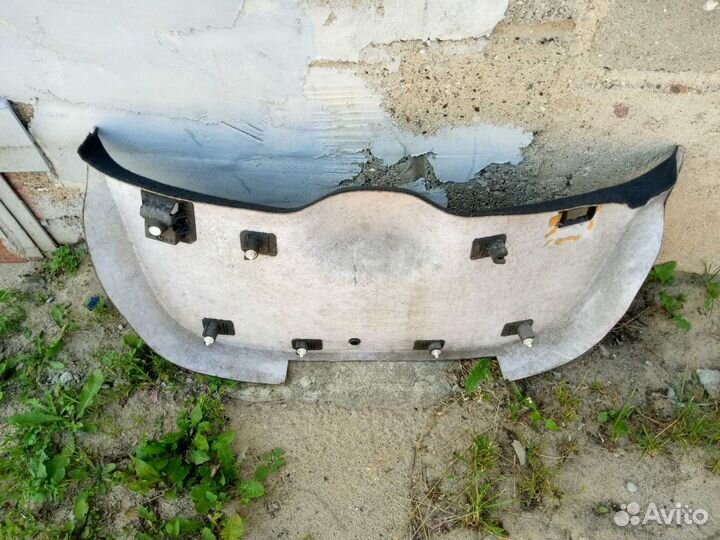 Обшивка крышки багажника opel Astra h gtc+ замок