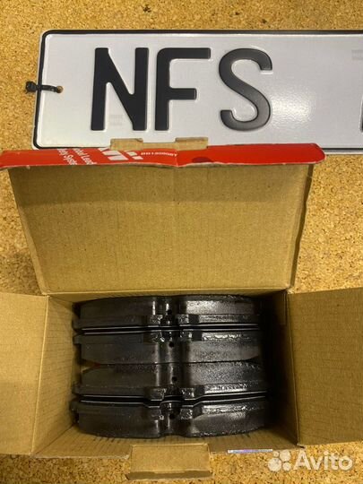 Тормозные колодки Mercedes W463 A0004209720