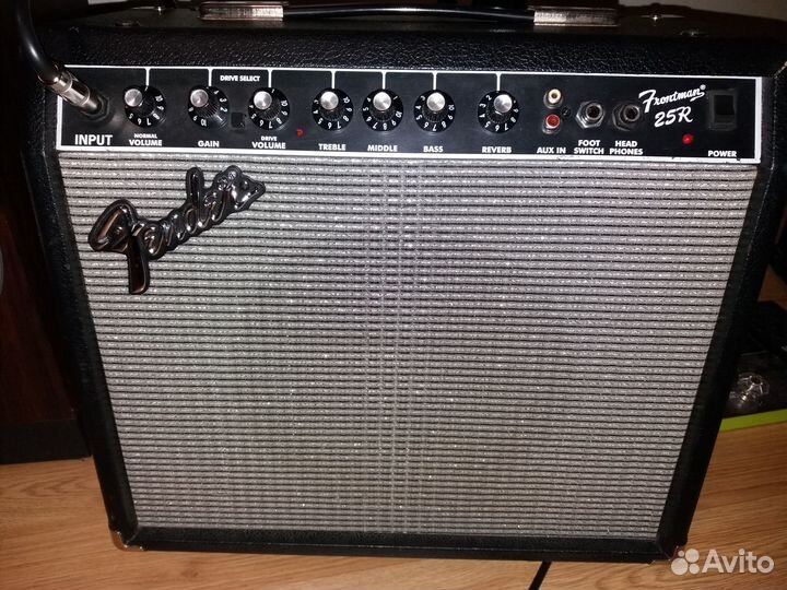 Гитарный комбоусилитель Fender Frontman 25r
