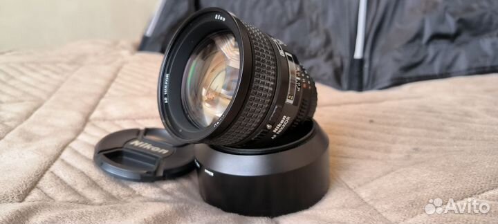 Nikon AF Nikkor 85mm 1:1.4D