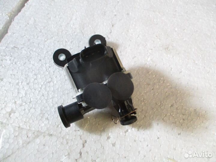 Блок клапанов подвески Lexus LS Новый