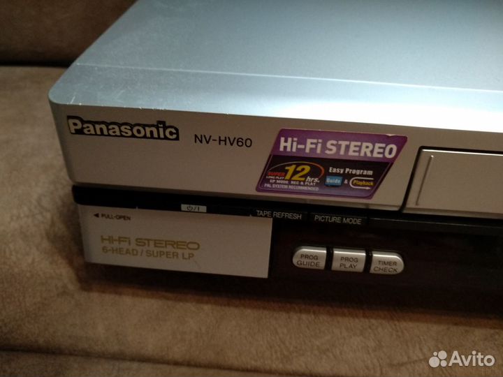 Видеомагнитофон Panasonic NV-HV 60 Hi-Fi Stereo