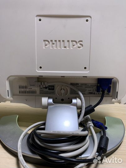 Монитор Philips 150C4