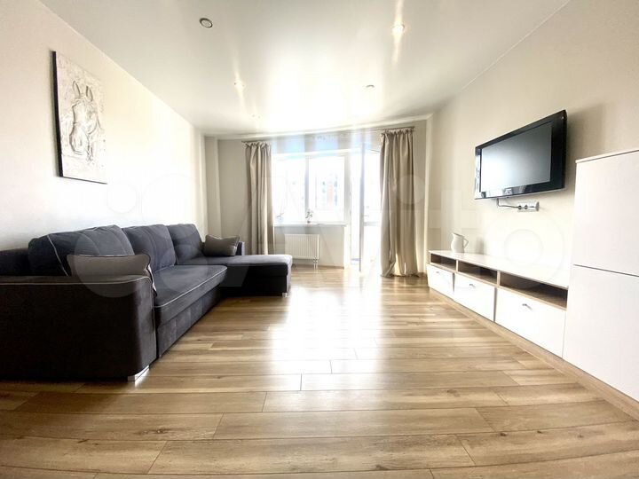 2-к. квартира, 70 м², 6/17 эт.