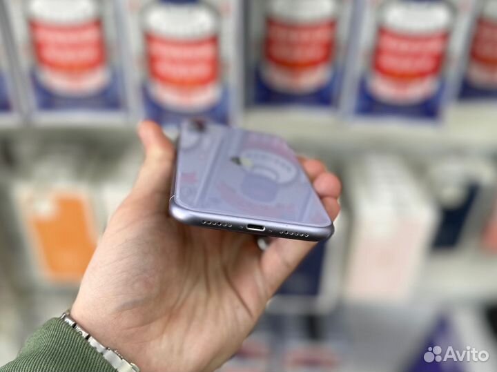 iPhone 11, 128 ГБ