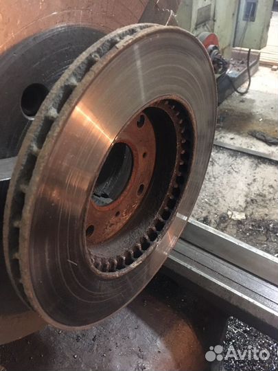 Проточка тормозных дисков, барабанов и маховиков