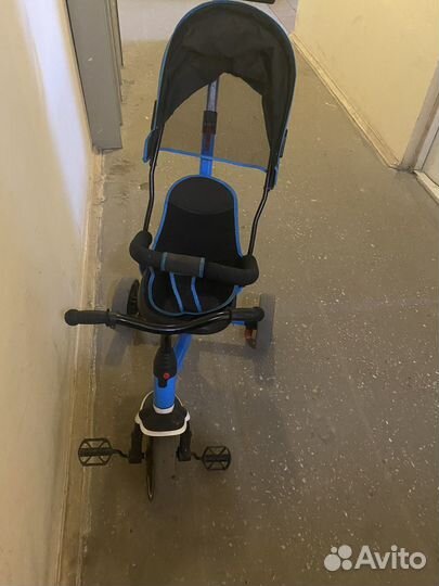 Детский велосипед с ручкой