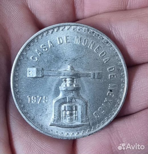 Монета серебро унция мексика 1979г