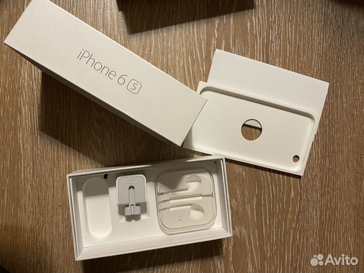 Коробка от iPhone 6s