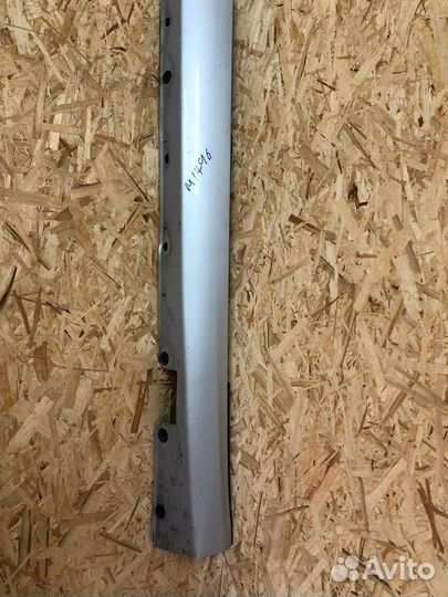 Накладка на порог наружная правая Mercedes Cls