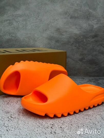 Сланцы Adidas Yeezy Slide