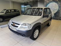 Chevrolet Niva 1.7 MT, 2012, 93 560 км, с пробегом, цена 650 000 руб.