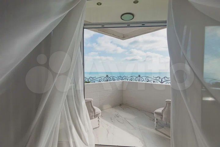 2-к. квартира, 91 м², 10/11 эт.