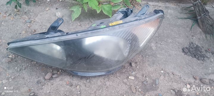 Фара Тойота estima 2001г левая