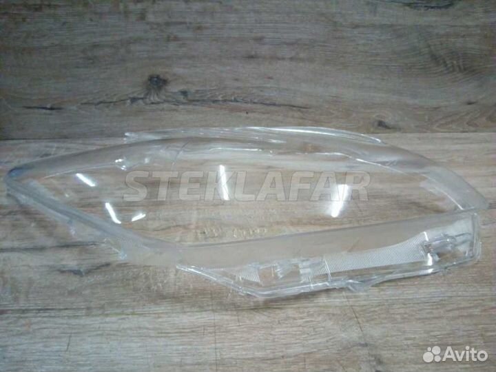 Стекло фары Toyota Prius 30 (2009-2015) (Галоген)