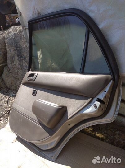 Дверь боковая задняя правая Toyota Corolla CE110
