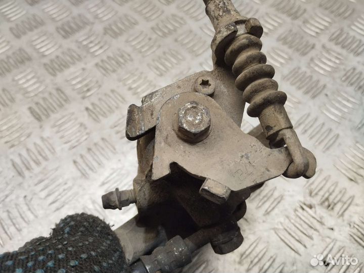 Суппорт задний левый Mitsubishi Space Star