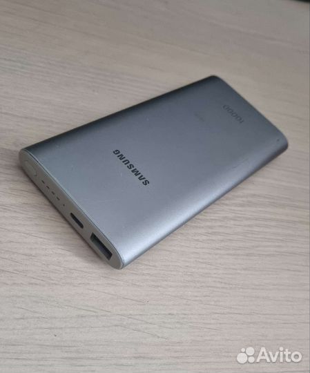 PowerBank Samsung, поддержка Fast Charge