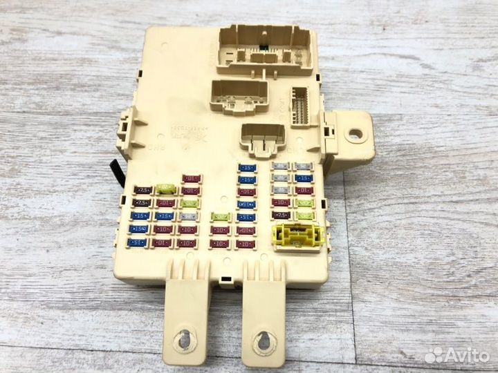 Блок предохранителей Kia Sportage кроссовер G4FD