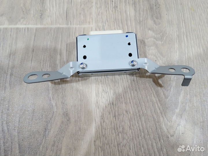 Антенна Toyota Camry 70