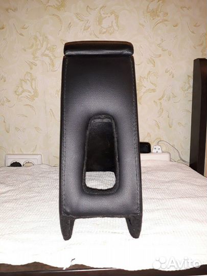 Подлокотник универсальный