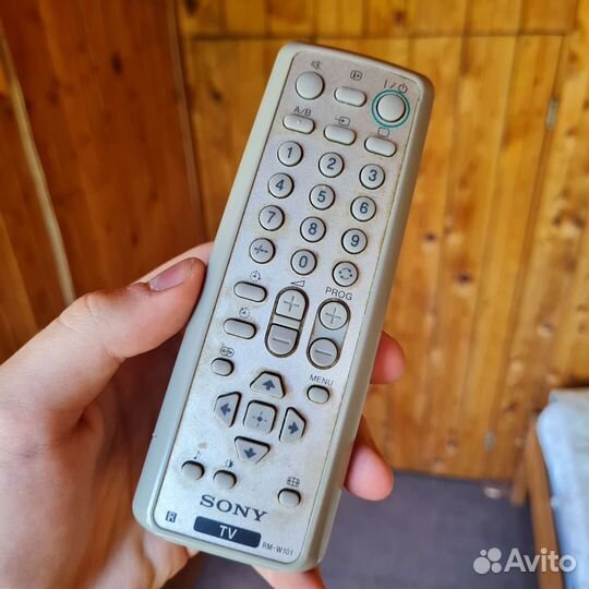Телевизор Sony Trinitron Color KV-BT212M70