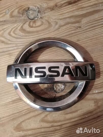 Эмблема nissan pathfinder