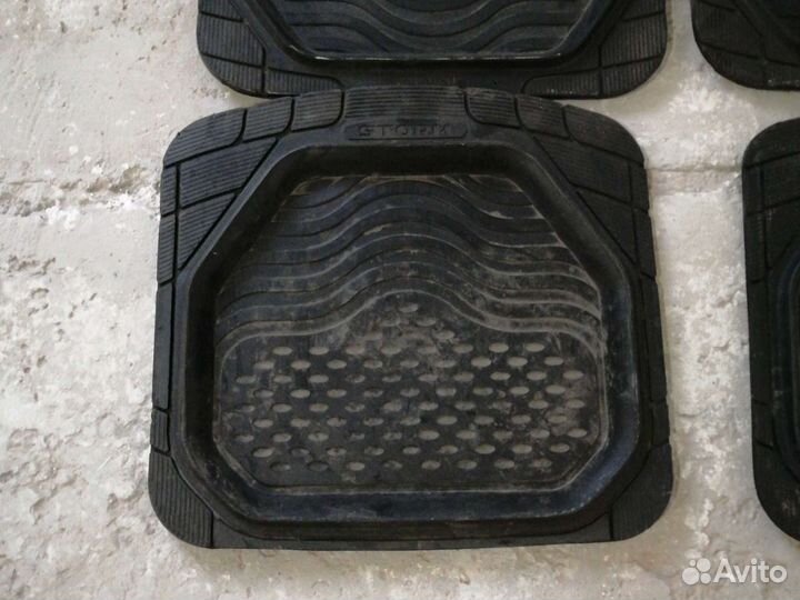 Коврики резиновые универсальные