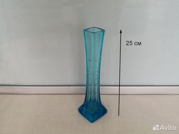 Вазы для цветов (стекло цветное) СССР