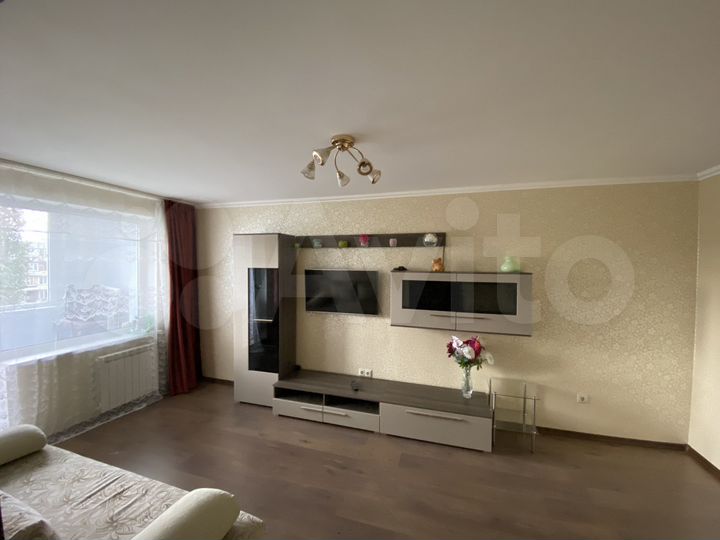 2-к. квартира, 45 м², 8/9 эт.