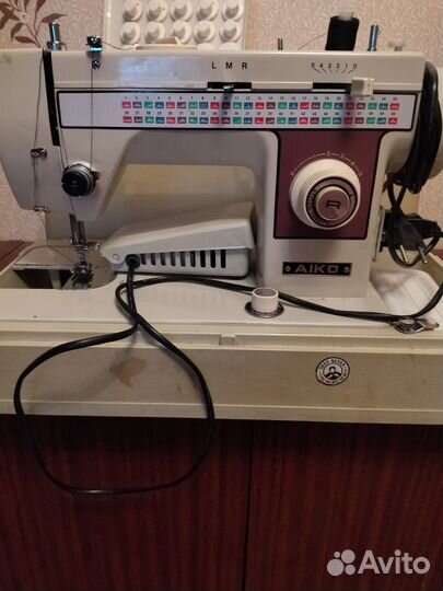 Швейная машина aiko