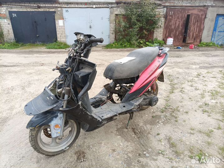 Запчасти на скутер Racer 150