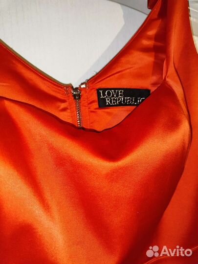 Вечернее платье