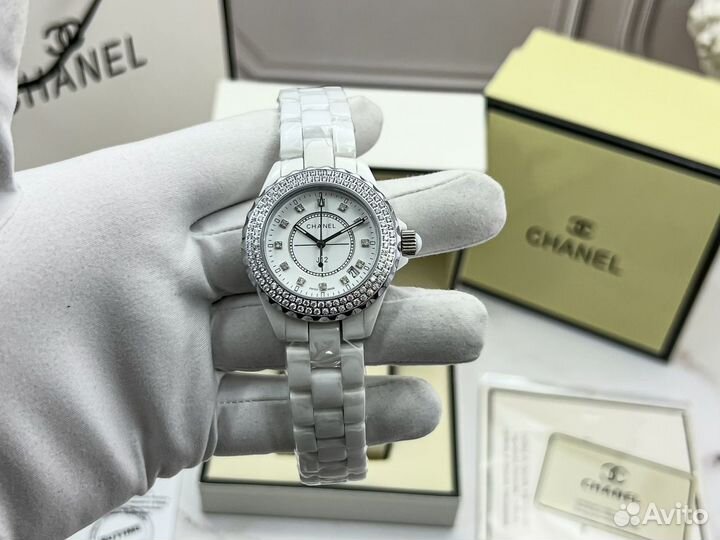 Часы женские Chanel керамика