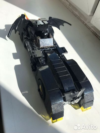 Лего Бэтмобиль