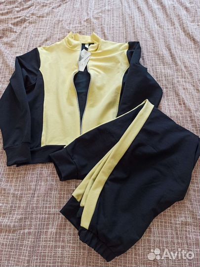 Спортивный костюм женский новый 46-48