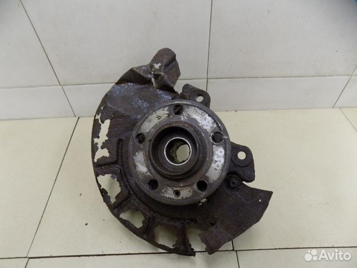 Кулак поворотный передний правый Polo (Sed RUS) 20