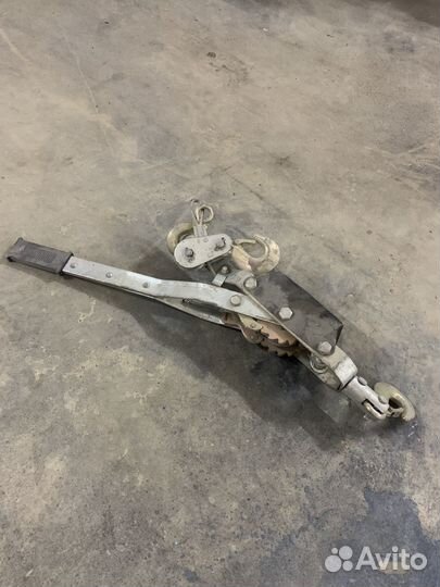 Лебедка ручная рычажная