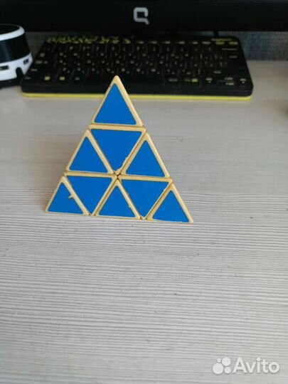 Кубик рубика пирамидка