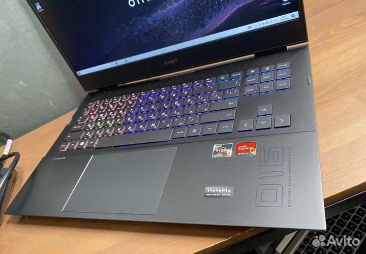 HP Omen 16,1