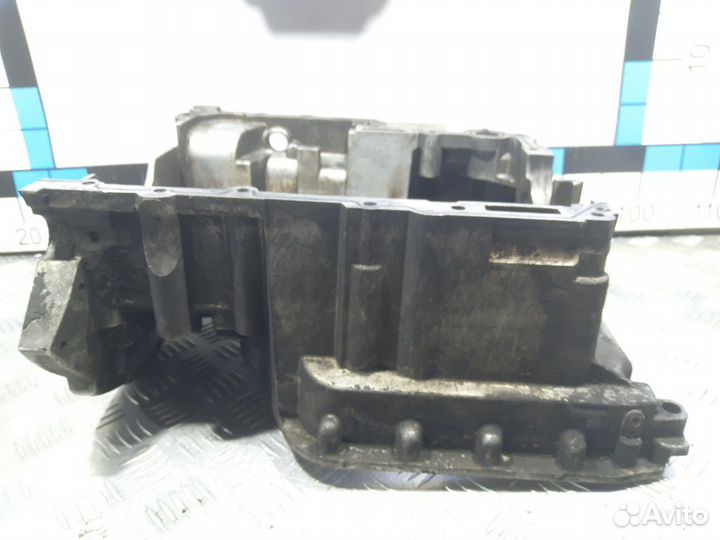 Б/У Поддон масляный двигателя верхняя часть#001