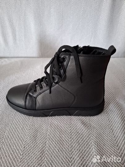 Ботинки из натуральной кожи демисезонные 39