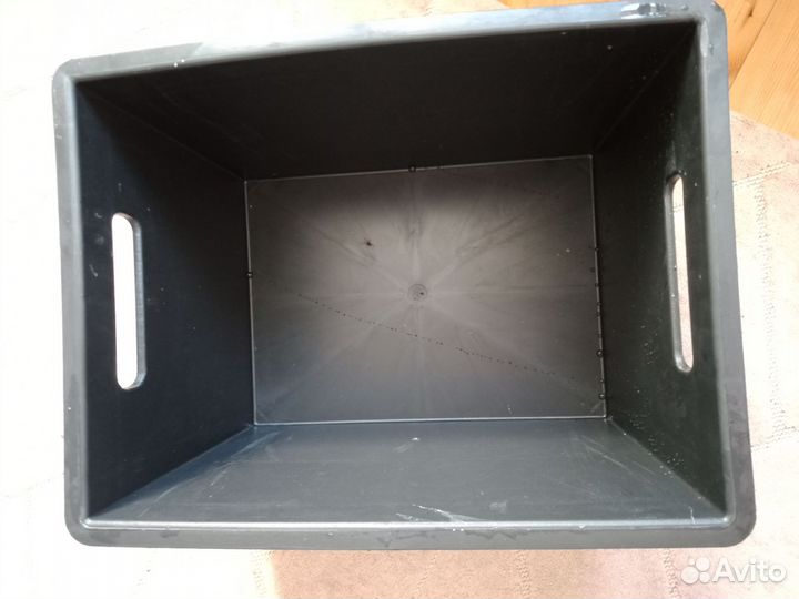 Ящик пластиковый